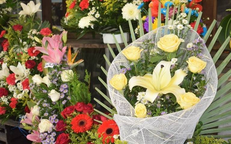 Floristas se preparan para Día de Muertos - El Sol de Mazatlán | Noticias  Locales, Policiacas, sobre México, Sinaloa y el Mundo