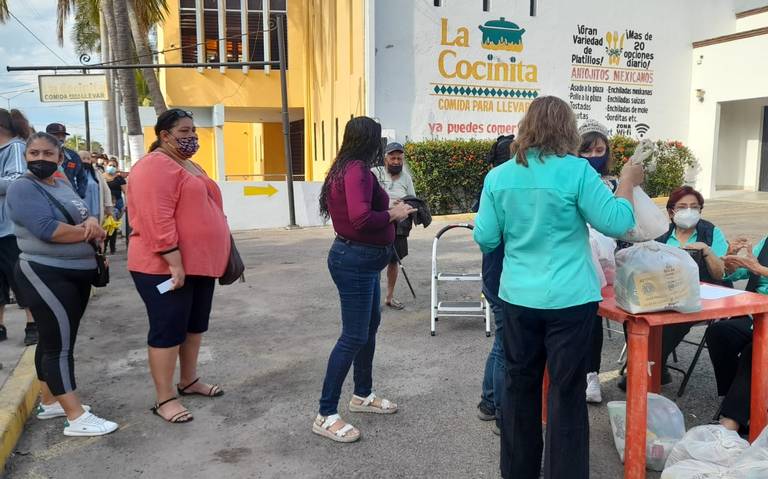 Entrega Club de Leones despensas a las familias más vulnerables de Mazatlán  - El Sol de Mazatlán | Noticias Locales, Policiacas, sobre México, Sinaloa  y el Mundo