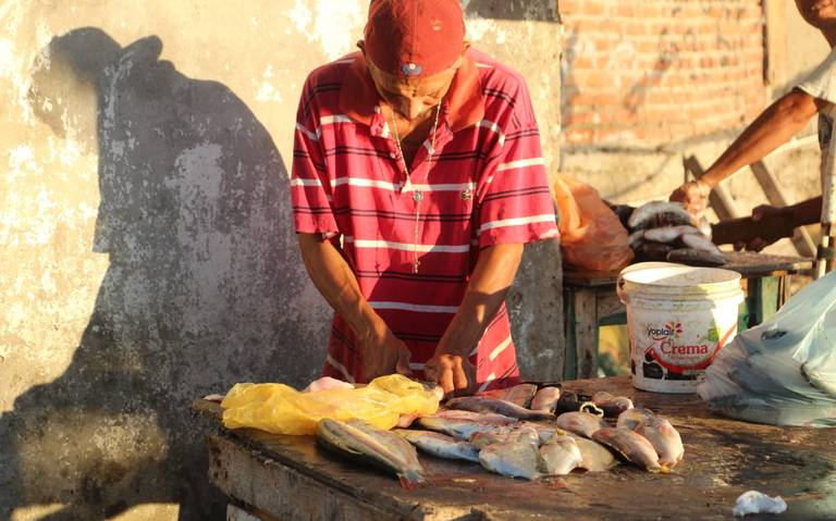 Esperan vendedores de pescados y mariscos incremento en sus ventas - El Sol  de Mazatlán | Noticias Locales, Policiacas, sobre México, Sinaloa y el Mundo